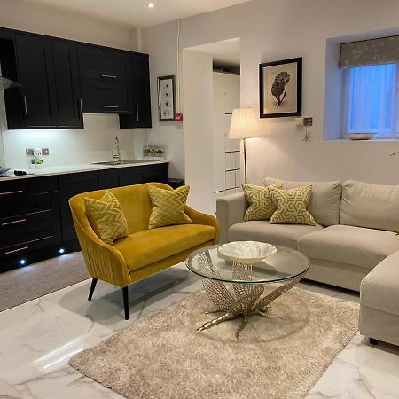 Апартаменти Elegant 2 Bed Flat In Chiswick Лондон Екстер'єр фото