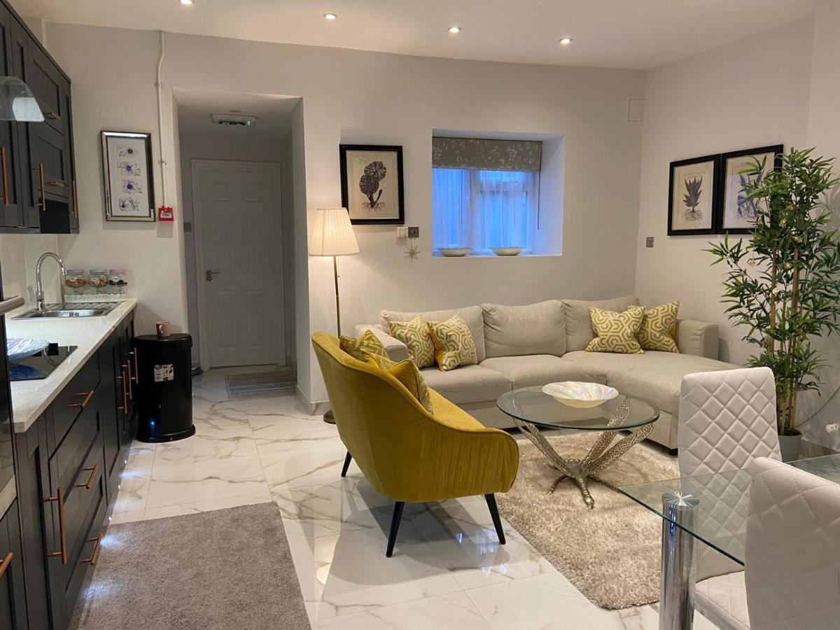 Апартаменти Elegant 2 Bed Flat In Chiswick Лондон Екстер'єр фото